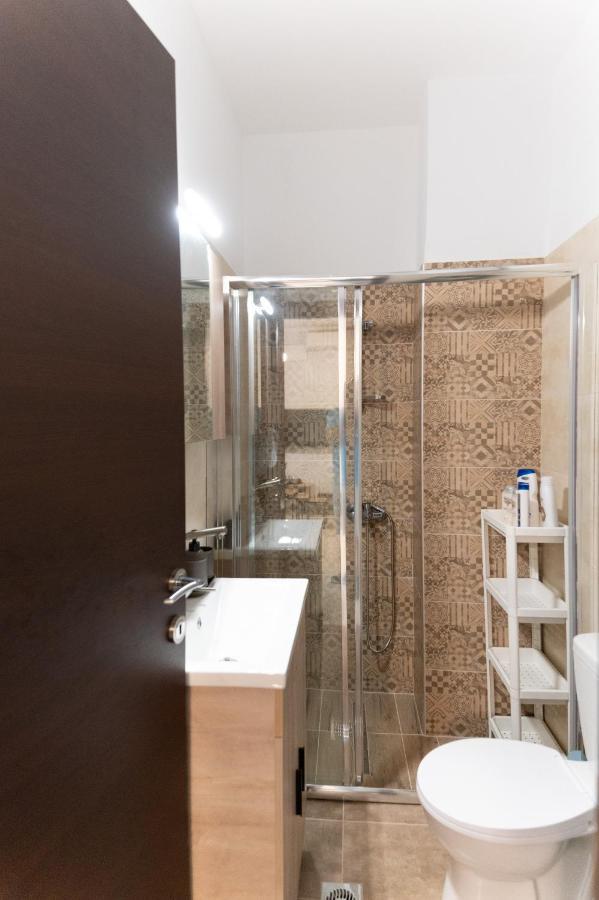 Kristi Central Home Ioannina Buitenkant foto