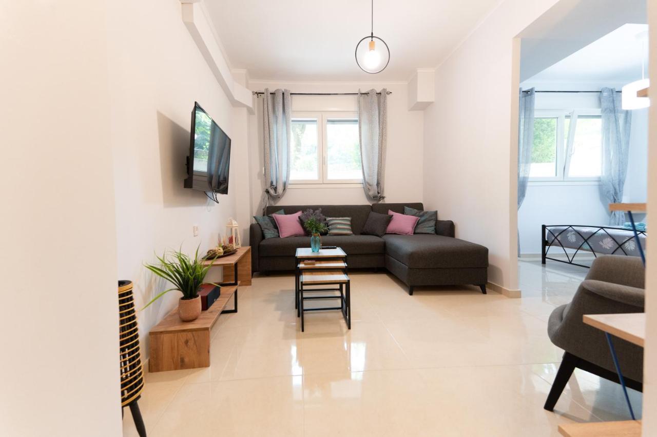 Kristi Central Home Ioannina Buitenkant foto